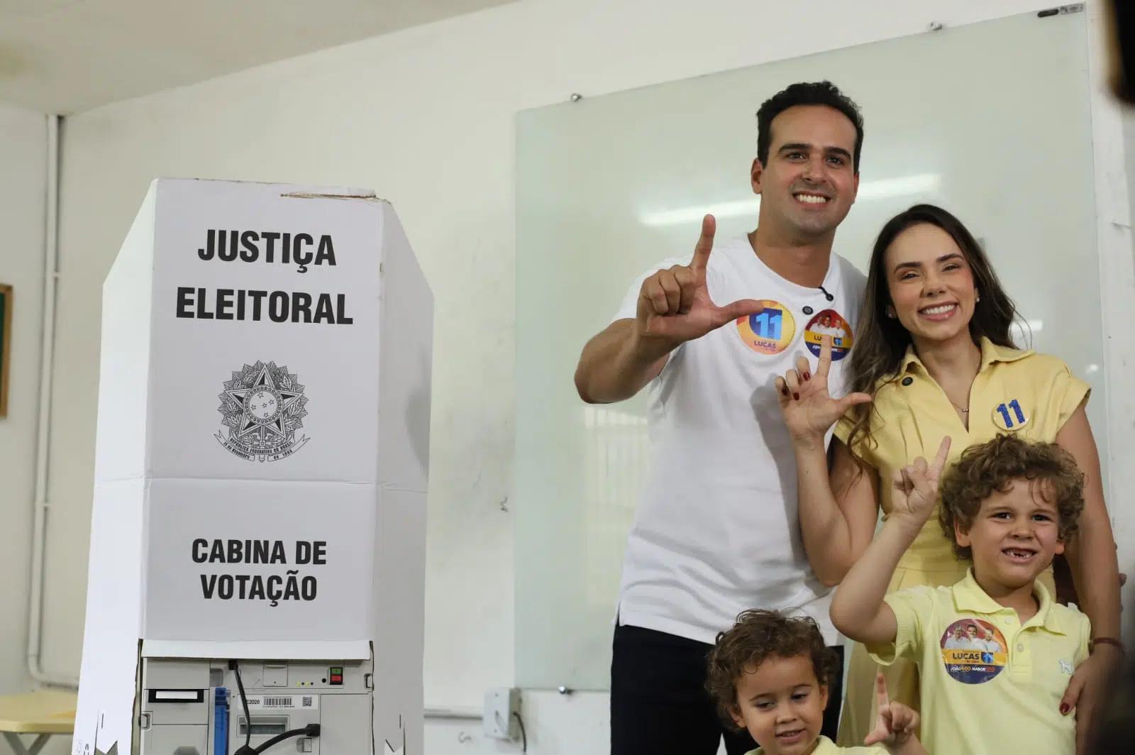 Lucas Ribeiro é reeleito governador da Paraíba